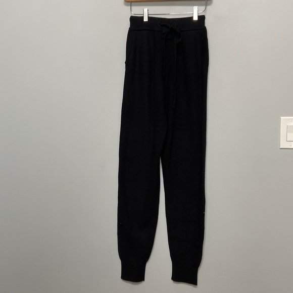 Luxe by Priv Black Knit Drawstring Joggers Size S - Picture 2 of 9